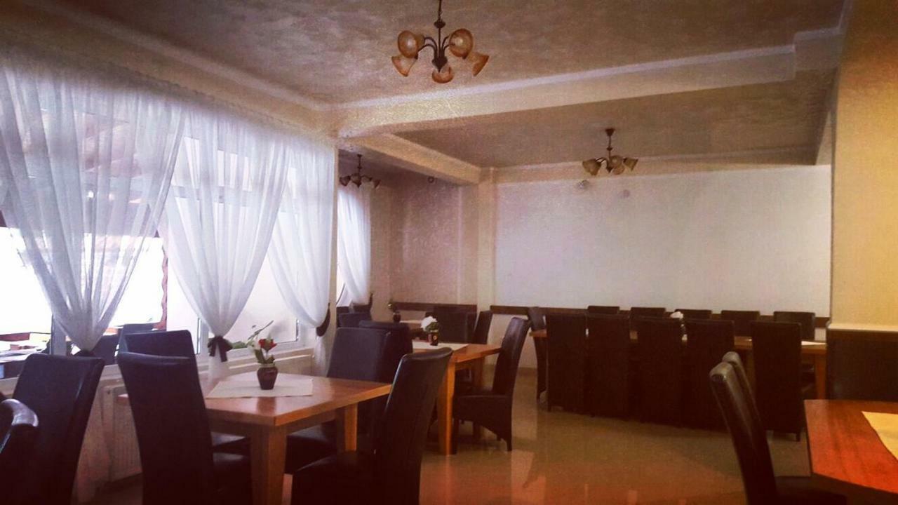 Pensiunea Versant Бэиле-Еркулане Экстерьер фото